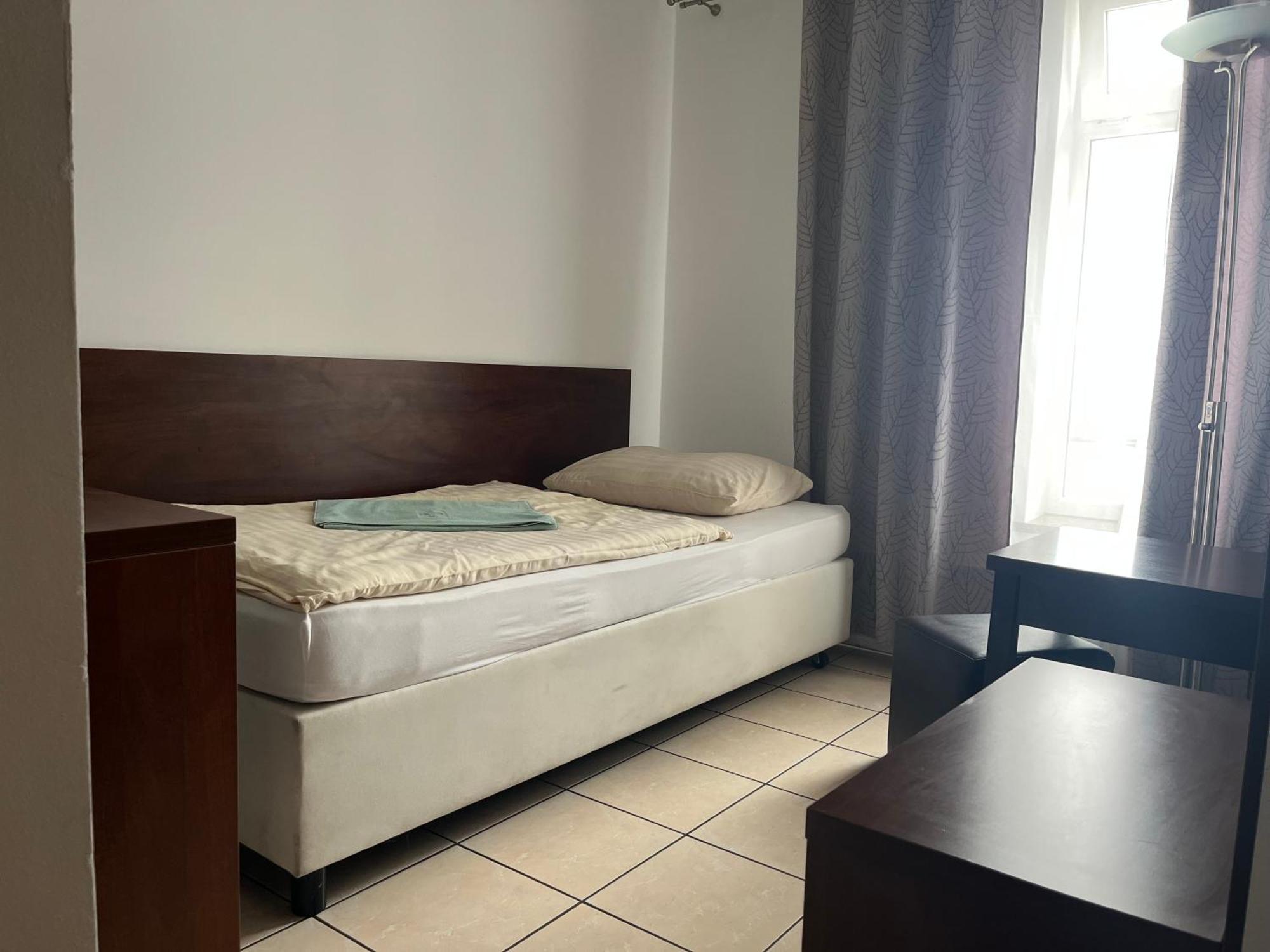 Motel W Lace Болеславец Екстериор снимка